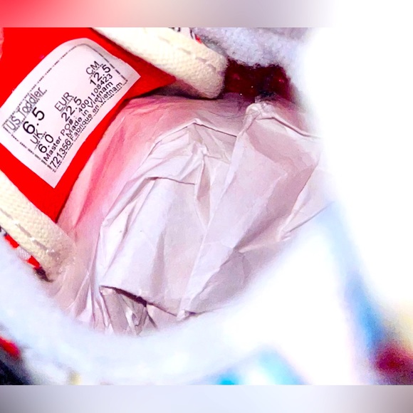 **SOLD** Vans X Waldo Collaboration (White/Multi-color), TD Size 6.5C - $30 - Picture 12 of 12